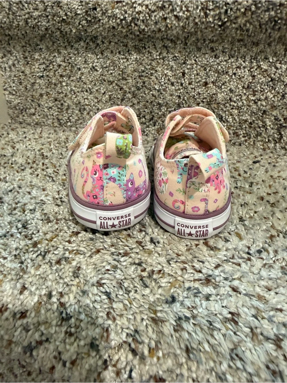 Converse light floral